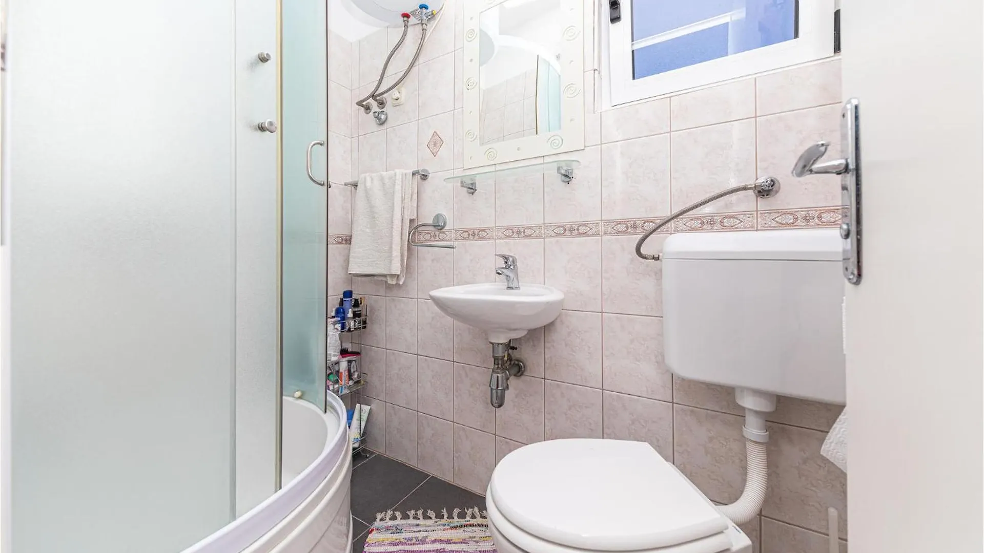 Beautiful Home In Okrug Donji With Wifi Donji Okrug  Holiday home Donji Okrug (Ciovo)