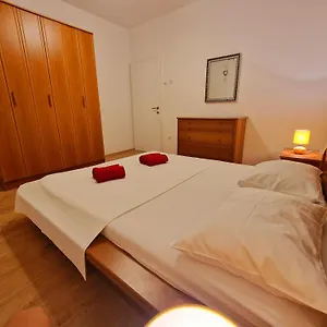 Biocic Donji Okrug (Ciovo)