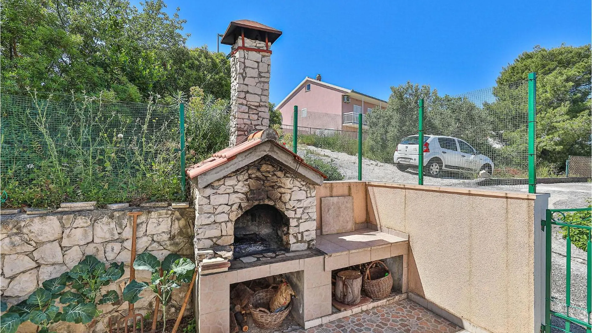 Beautiful Home In Okrug Donji With Wifi Donji Okrug  Donji Okrug (Ciovo)